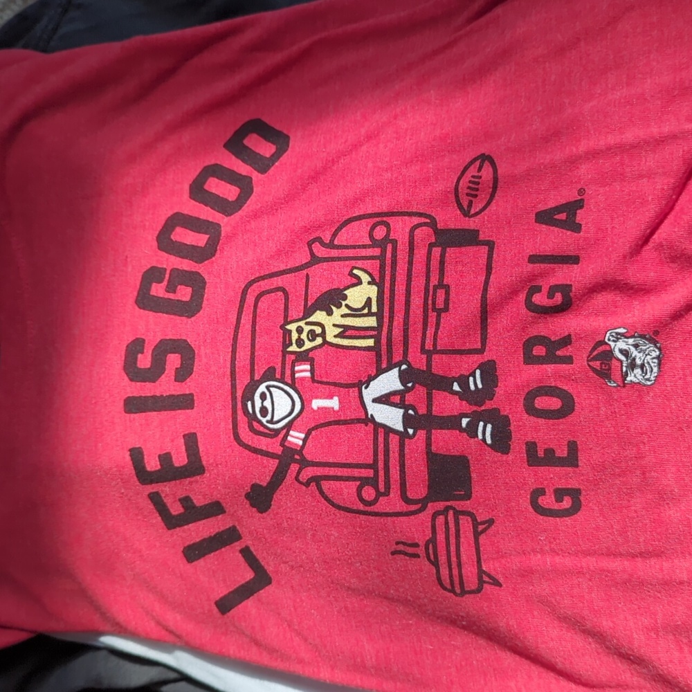 Red Life Is Good Georgia T-shirt